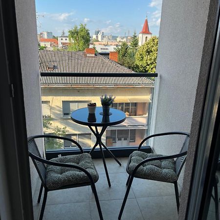 Apartmani Kastel Banja Luka Extérieur photo