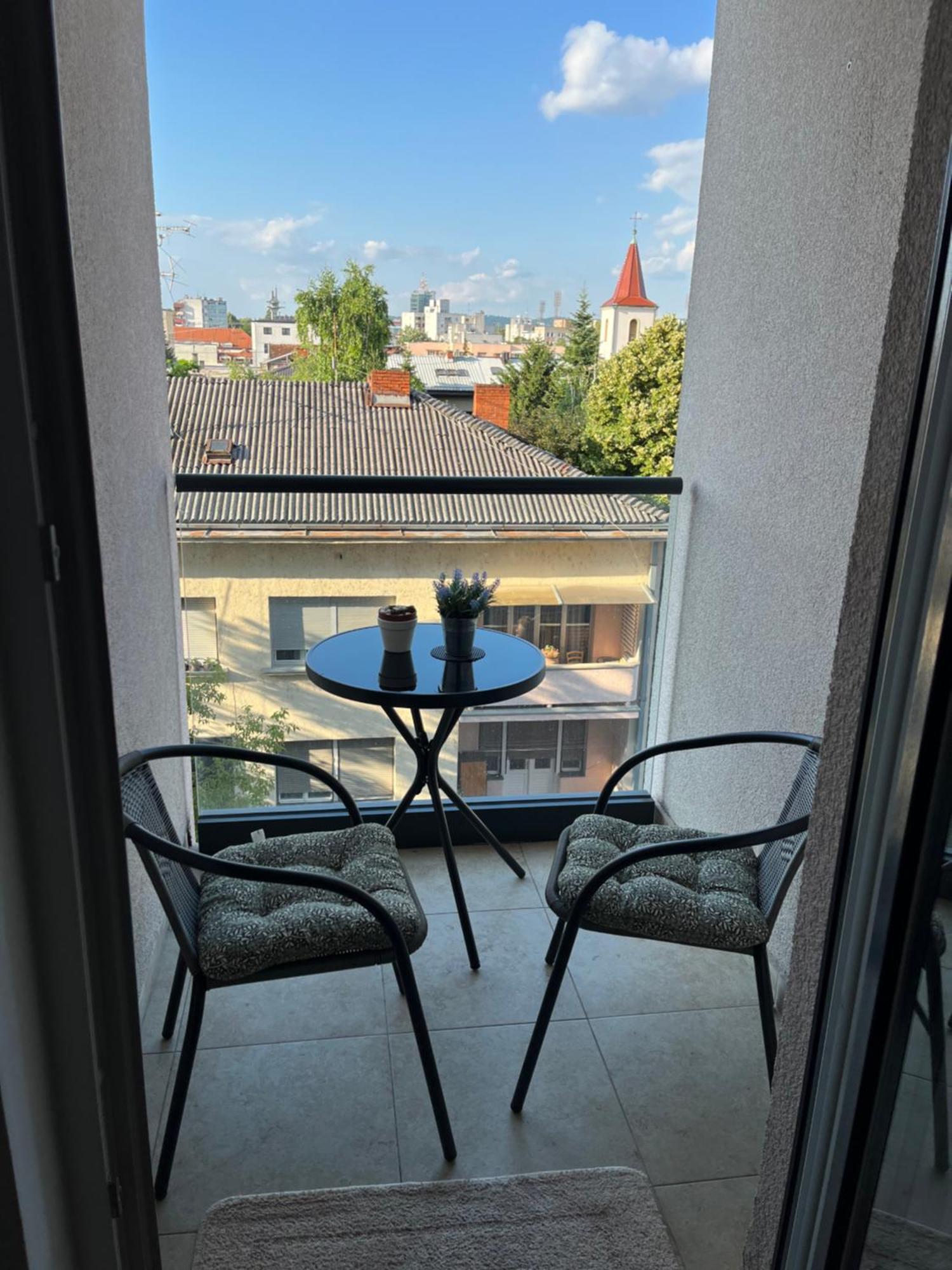 Apartmani Kastel Banja Luka Extérieur photo